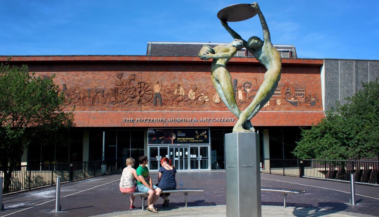 The Potteries Museum & Art Gallery Visit Stoke
