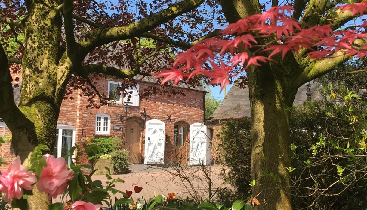 Hilltop Farm Barns Horseshoe Cottage Stoke On Trent Visit Stoke